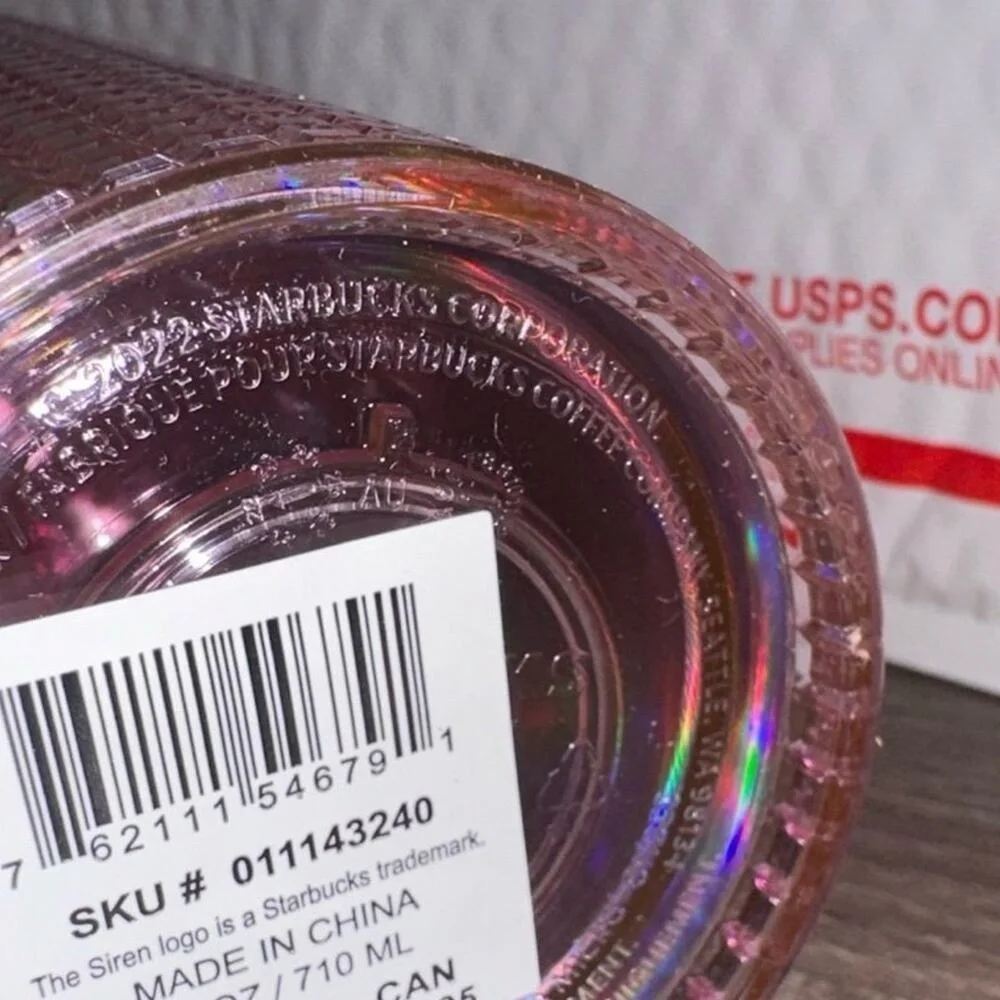 Starbucks Iridescent Pink Silver Bubblegum Grid Cold Cup‎ Tumbler